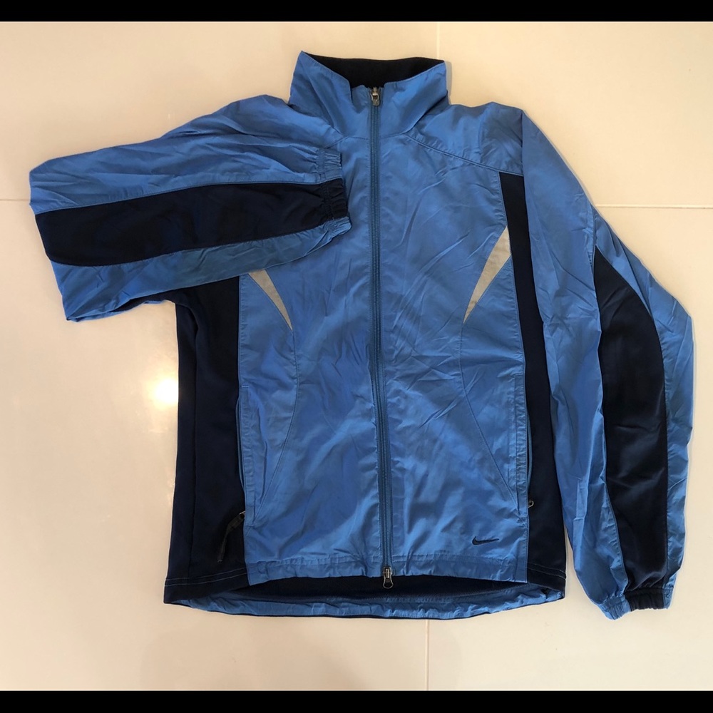 Nike Women Windbreaker